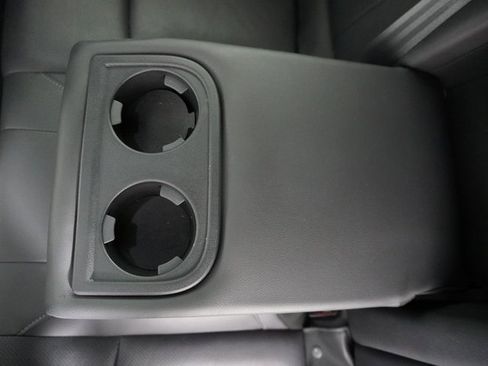 Used 2022 Subaru Outback Limited image 36