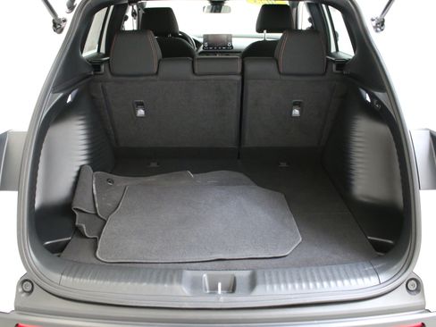 Used 2023 Honda HR-V Sport image 25