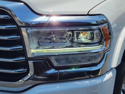 Used 2021 RAM 3500 Limited AWD/4WD image 29
