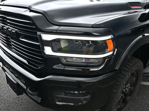 Used 2022 RAM 2500 Laramie AWD/4WD image 16