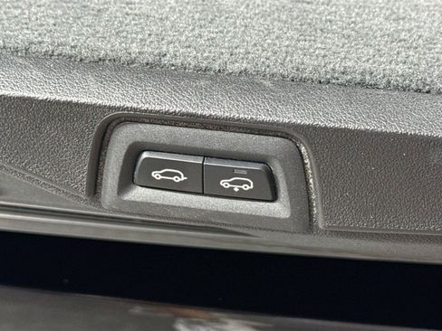 Used 2025 BMW X7 xDrive40i AWD/4WD image 43