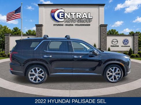 Certified 2022 Hyundai Palisade SEL w/ 8P Bench Seat Package AWD/4WD image 10