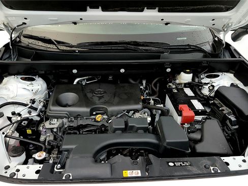 Used 2023 Toyota RAV4 LE image 15