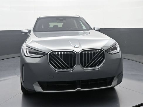 New 2026 BMW X3 xDrive30i w/ Premium Package AWD/4WD image 2