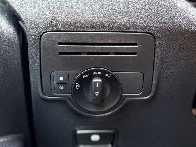 Used 2020 Mercedes-Benz Metris image 25