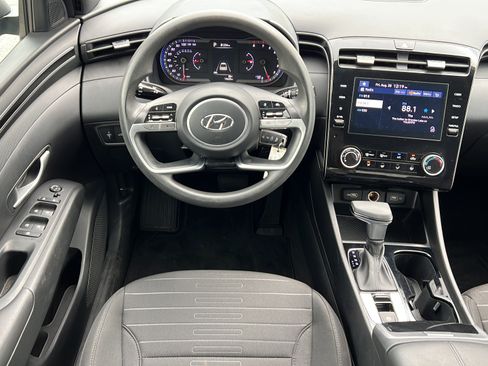 Used 2024 Hyundai Santa Cruz SE FWD image 13