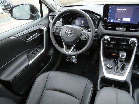 Certified 2023 Toyota RAV4 XLE Premium image 10