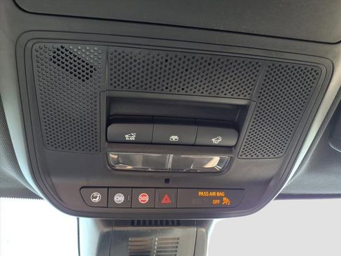 Used 2026 Chevrolet Equinox ACTIV w/ Convenience Package III image 25