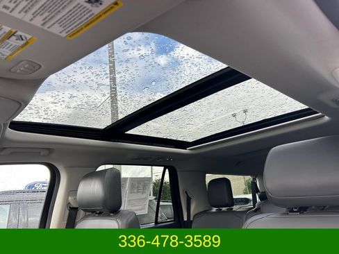 Used 2025 Ford Expedition Max Active AWD/4WD image 23