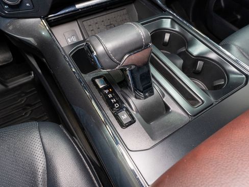 Used 2023 Ford F150 Lariat w/ Equipment Group 502A High image 30