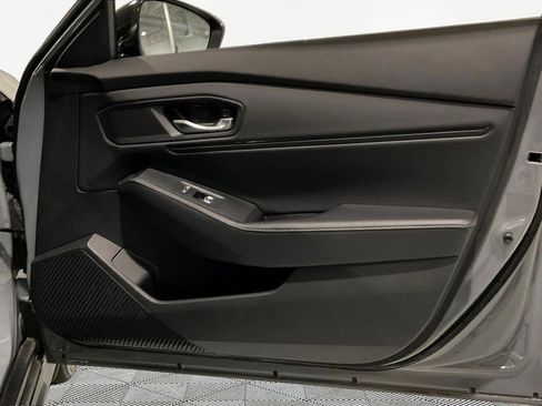 Used 2024 Honda Accord Sport image 27