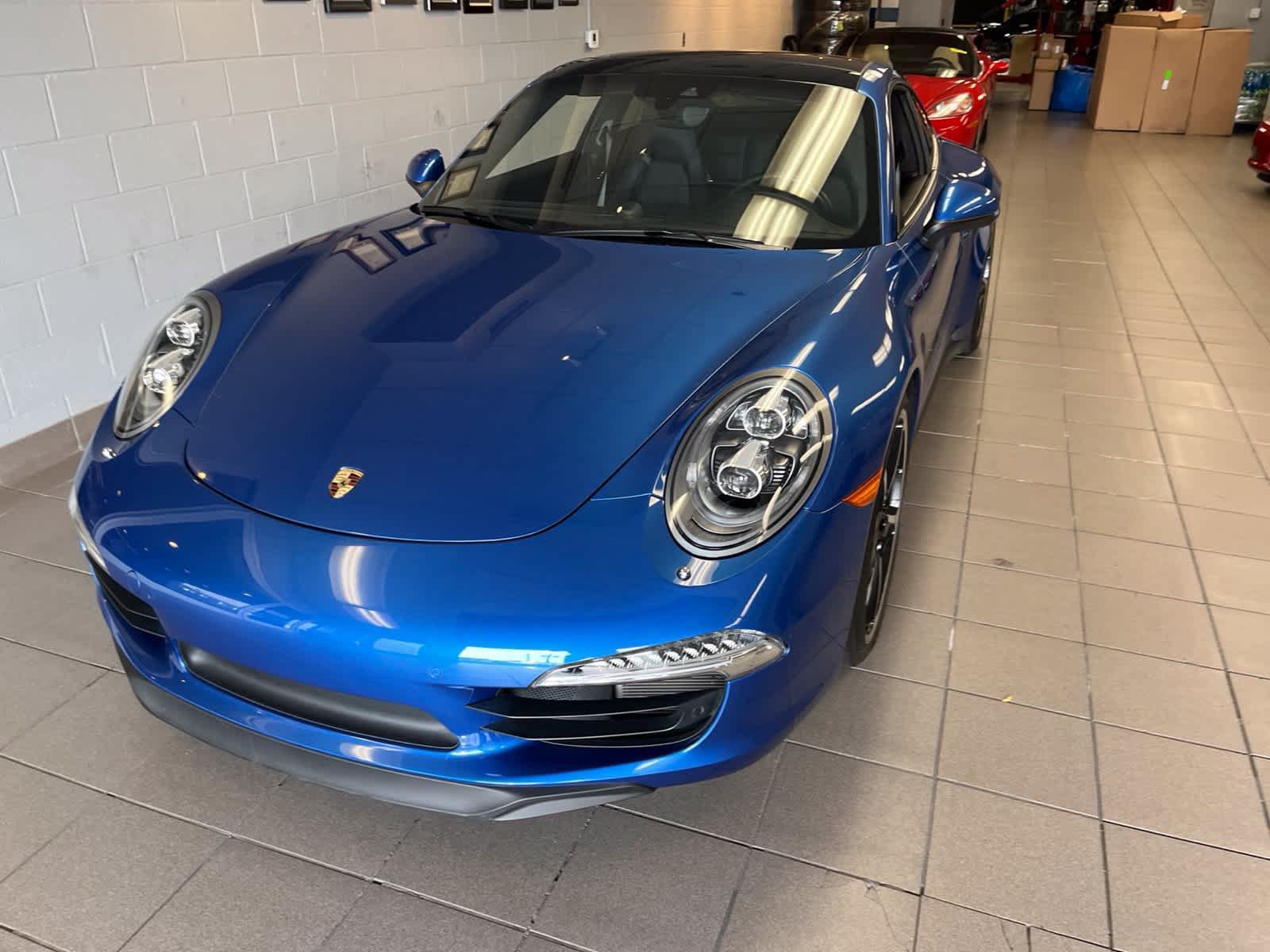 Used 2015 Porsche 911 Carrera 4S AWD/4WD image 3