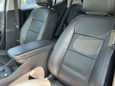 Used 2020 GMC Terrain SLT AWD/4WD image 19