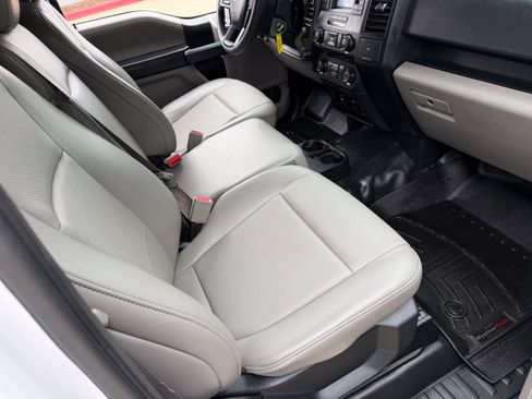 Used 2019 Ford F150 XL w/ Equipment Group 101A Mid AWD/4WD image 11
