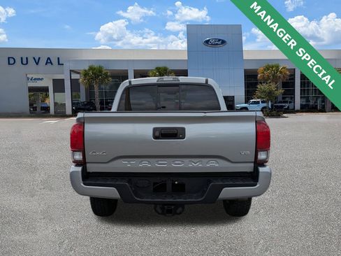 Used 2023 Toyota Tacoma TRD Sport image 4