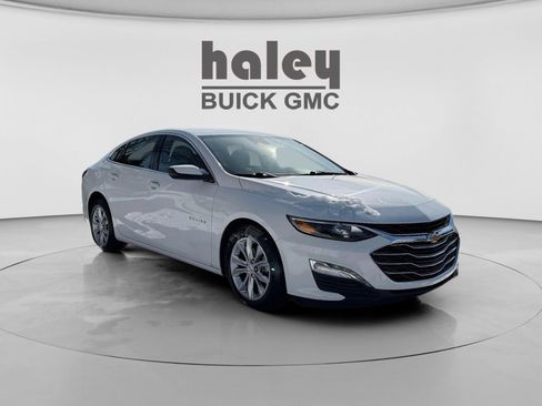 Used 2024 Chevrolet Malibu LT image 1