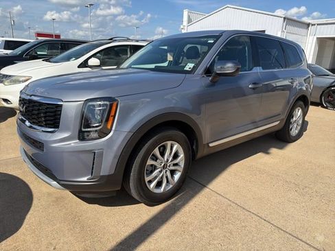 Used 2022 Kia Telluride LX AWD/4WD image 1