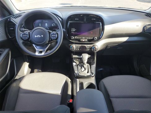 Used 2024 Kia Soul S image 27