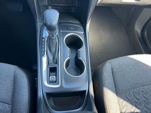 Used 2024 Chevrolet Equinox LT image 32