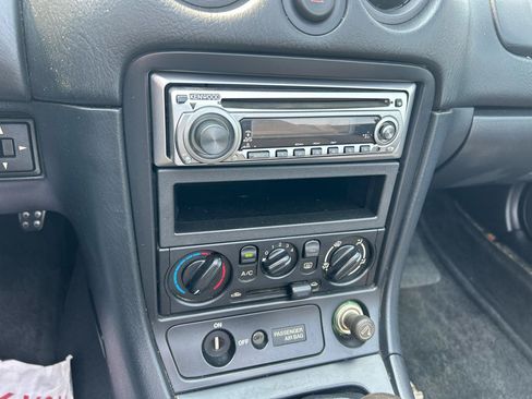 Used 1999 MAZDA MX-5 Miata 10th Anniversary Edition RWD image 12