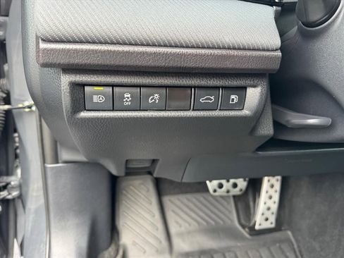 Certified 2025 Toyota Camry SE image 17