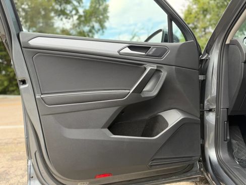 Used 2022 Volkswagen Tiguan S AWD/4WD image 15