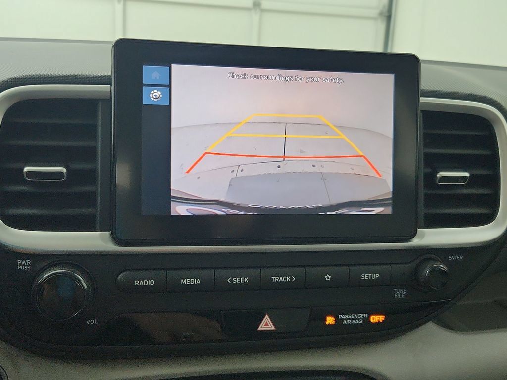Used 2025 Hyundai Venue SEL FWD image 27