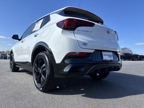 Used 2026 Buick Encore GX Sport Touring w/ Comfort Package image 8