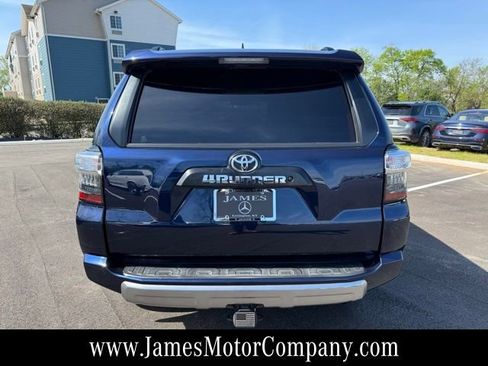 Used 2019 Toyota 4Runner TRD Off-Road Premium image 6