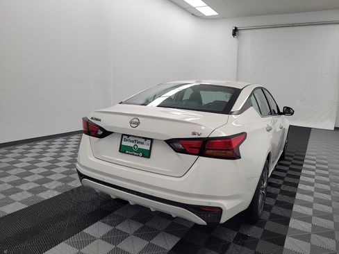 Used 2023 Nissan Altima 2.5 SV FWD image 7