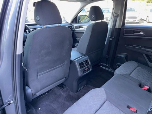 Used 2018 Volkswagen Atlas Launch Edition image 16