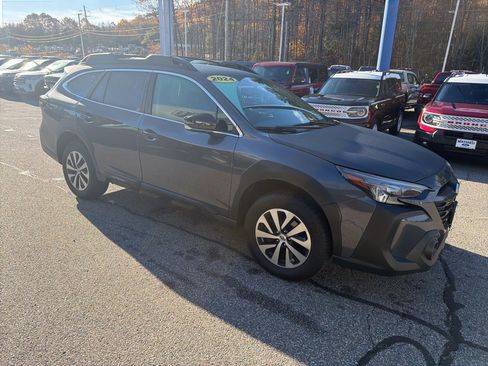 Used 2024 Subaru Outback Premium w/ Popular Package #1A image 7