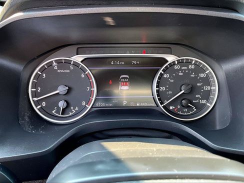 Used 2025 Nissan Rogue S AWD/4WD image 14