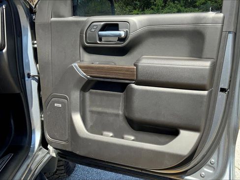 Used 2022 Chevrolet Silverado 1500 LT Trail Boss w/ LT Trail Boss Premium Package image 26