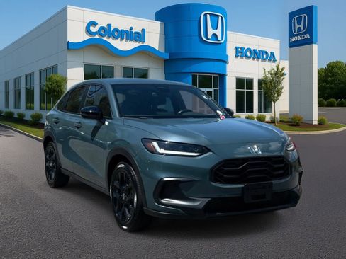 Used 2024 Honda HR-V Sport image 9