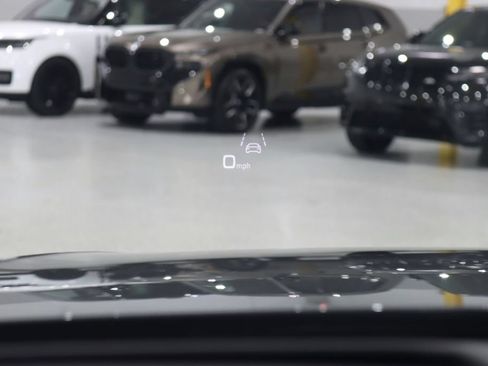 Used 2022 Audi SQ8 Prestige AWD/4WD image 18