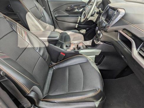 Used 2023 GMC Terrain AT4 image 20