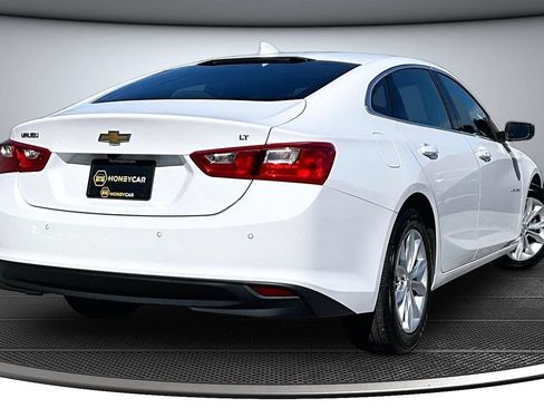 Used 2024 Chevrolet Malibu LT FWD image 6