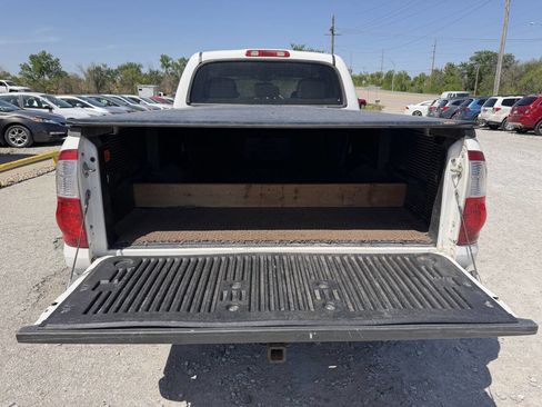 Used 2004 Toyota Tundra SR5 AWD/4WD image 17