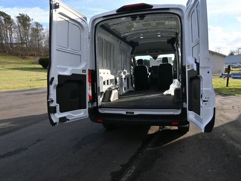 New 2026 Ford Transit 250 148 Medium Roof image 76