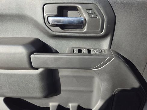 Used 2021 GMC Sierra 2500 4x4 Crew Cab w/ Convenience Package image 23