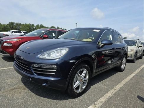Used 2013 Porsche Cayenne S w/ Premium Pkg Plus AWD/4WD image 1