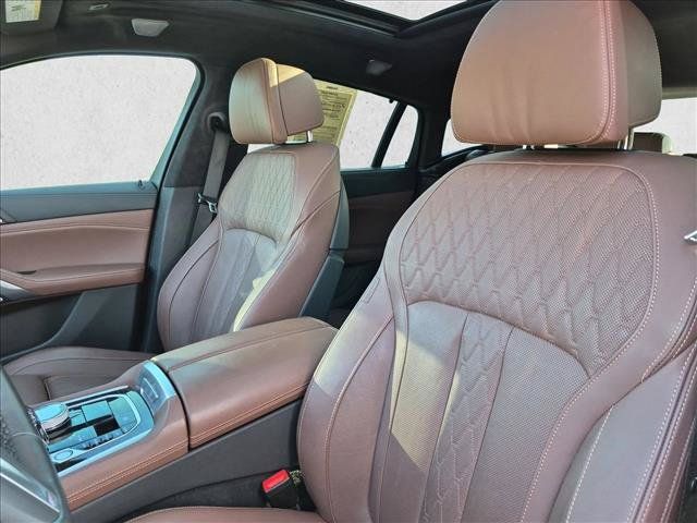 Used 2023 BMW X6 M50i w/ Executive Package AWD/4WD image 28
