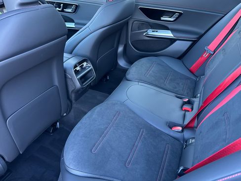 New 2026 Mercedes-Benz E 53 AMG e 4MATIC Sedan image 12