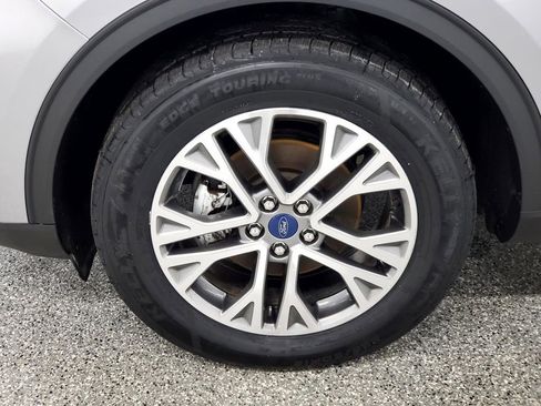 Used 2022 Ford Escape SEL w/ Class II Trailer Tow Package image 8