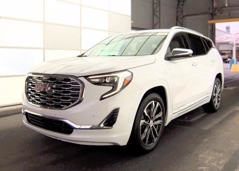 Used 2018 GMC Terrain Denali w/ Advanced Safety Package FWD image 5