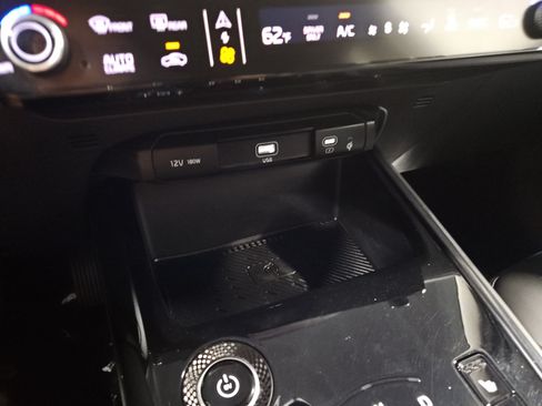 Used 2023 Kia Niro Wind w/ Wind Preserve Package FWD image 18