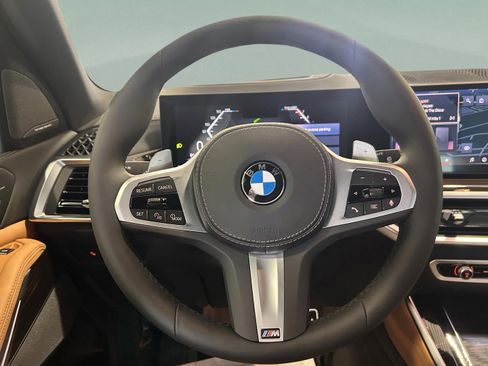 Used 2026 BMW X5 xDrive40i image 9