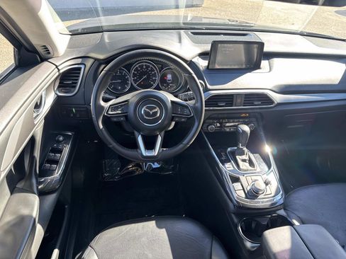 Used 2019 MAZDA CX-9 Touring image 9