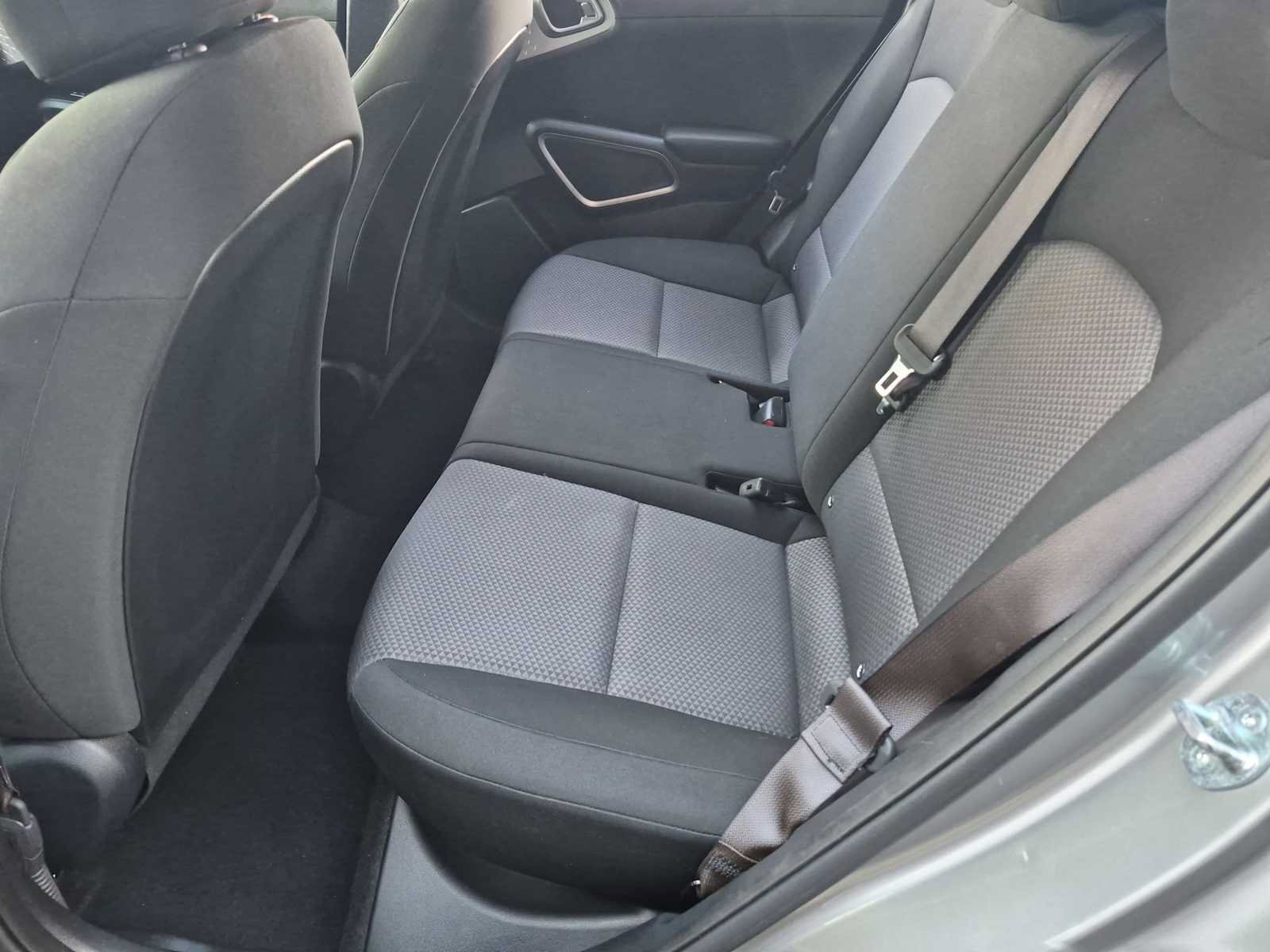 Used 2024 Kia Soul LX w/ Option Group 015 FWD image 18
